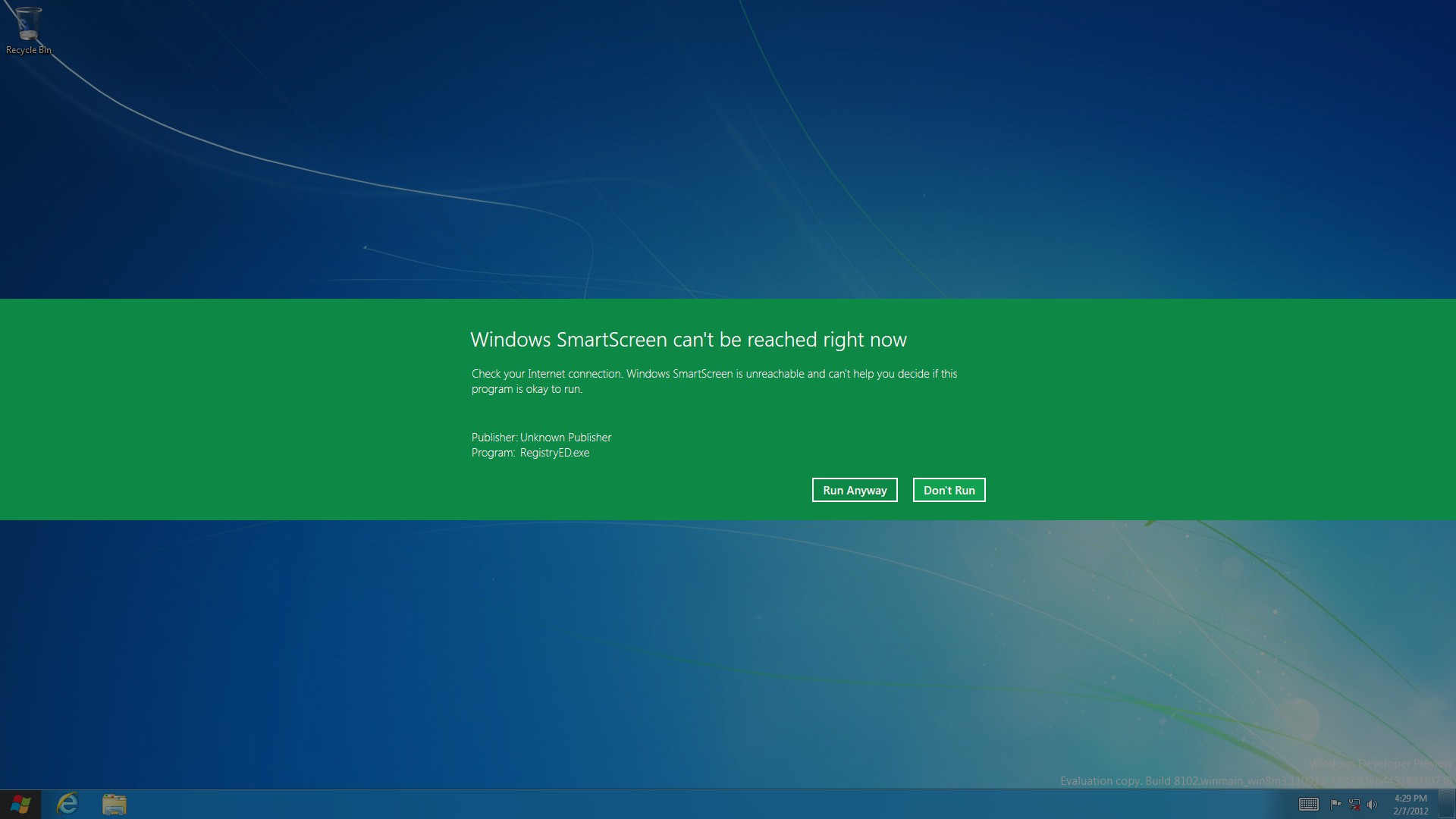 Window smartscreen. Windows 8 build 8102. Windows 8 developer Preview. Windows 8 developer Preview обои. Windows developer Preview build 8102.